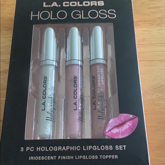 NWOT~ L.A COLORS EYESHADOW AND LIP GLOSS - Picture 3 of 3